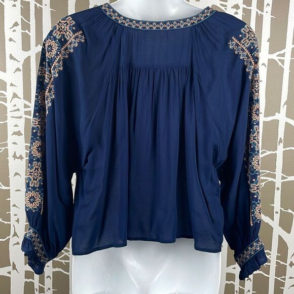Altar’d State Cropped Boho Embroidered Blouson Sleeve Blouse S Navy Blue - Picture 3 of 6